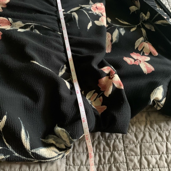 Like new jumpsuit 🇨🇦 Canada made - Picture 4 of 5